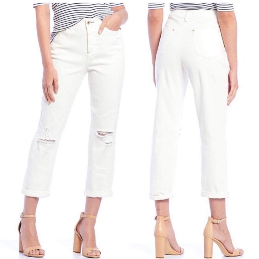 A Loves A High Rise Boyfriend Ecru Ripped Jeans Sz 24
